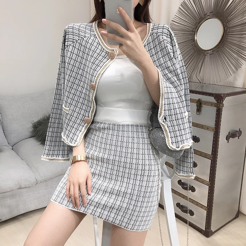

Women Fashion Plaid Knitted 2 Piece Set Autumn Winter Short Jacket Cardigan+Bodycon Mini Skirt Set Office Lady 2PCS Clothing Set