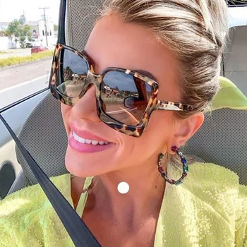 

2020 Fashion Oversized Women Sunglasses Brand Designer vintage Plastic Female Big Frame Gradient Sun Glasses gafas de sol mujer