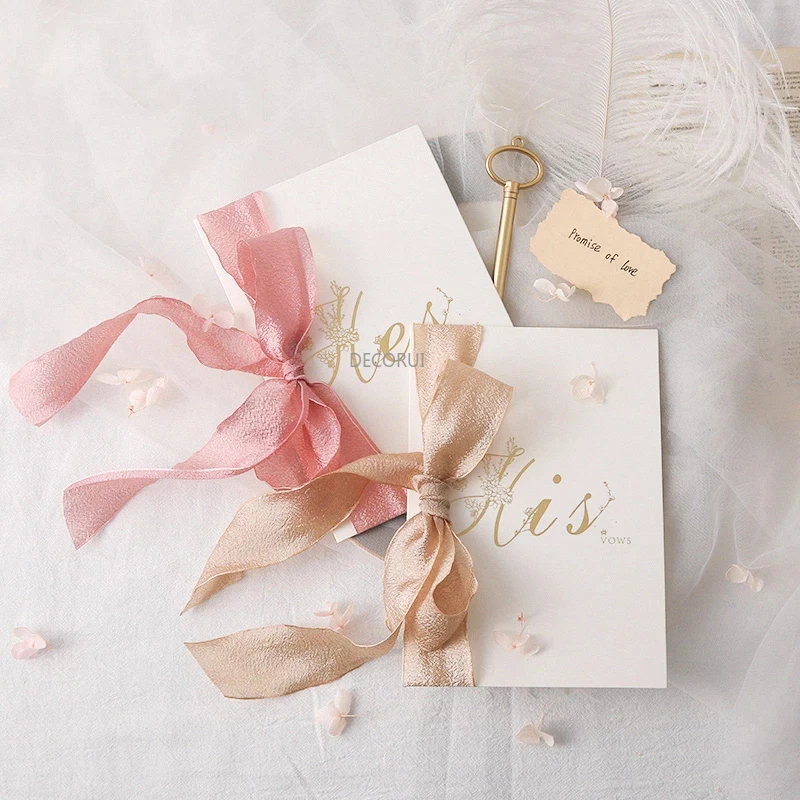 2 Pcs Wedding Favors Bride And Groom Vows Pink Oath Card Romantic Gold Key Decoration With Pen Book His & Her Photo Props