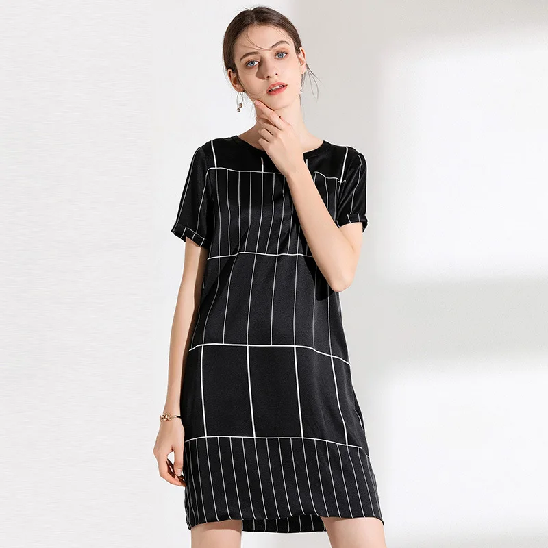 Zwart Gestreepte Zijden Jurken Vrouwen 2020 Zomer Merk Lange Casual Sexy Kantoor Werk Strand Boho Jurk Plus Size Losse Dropship Zwart Gestreepte Zijden Jurken Vrouwen 2020 Zomer Merk Lange Casual Sexy Kantoor Werk Strand Boho Jurk Plus Size Losse Dropship