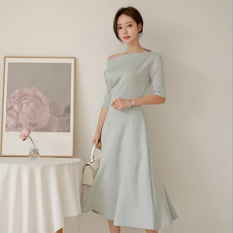 

WOMEN'S Dress 2019 Autumn New Products Debutante Elegant Horizontal Neck off-Shoulder Pleated Big Hemline Type Half-sleeve Shirt
