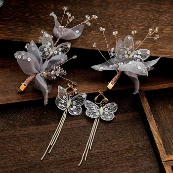 

2019 new Bride's headdress Mori hair earrings Yarn Butterfly earrings pair clip simple and generous wedding hair ornaments