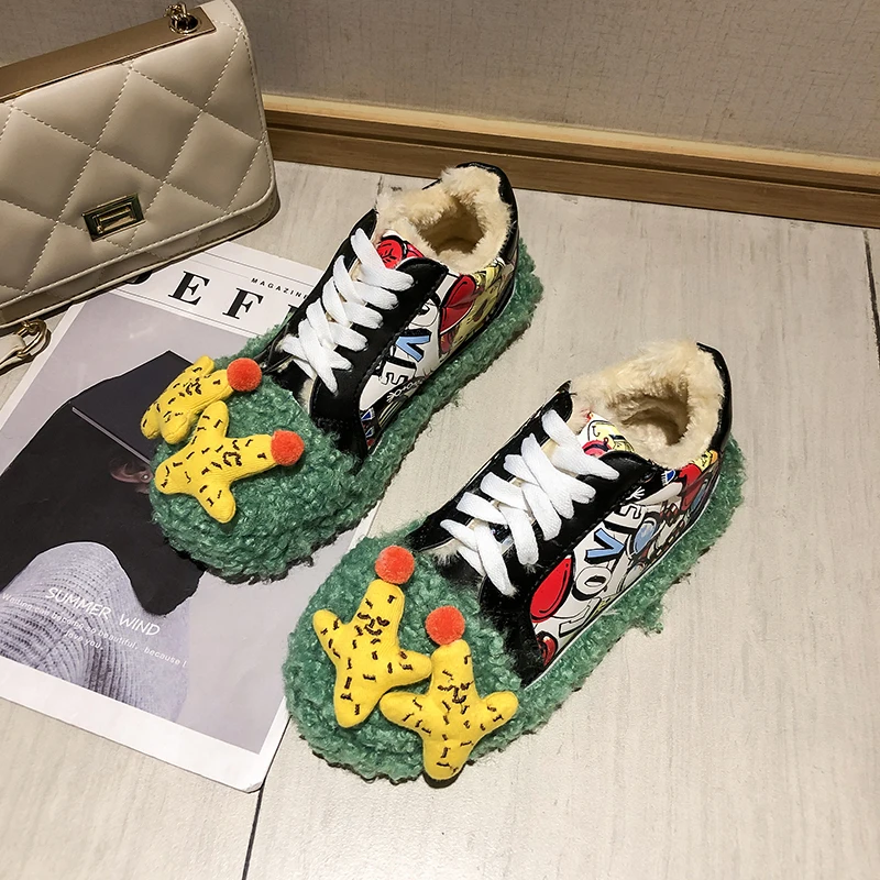 Дизайнерская Женская обувь из искусственного меха с аппликацией в стиле пэчворк; зимняя мягкая бархатная обувь с принтом для студентов; красивая обувь на плоской подошве; Повседневная Теплая обувь из овечьей шерсти - Цвет: Зеленый