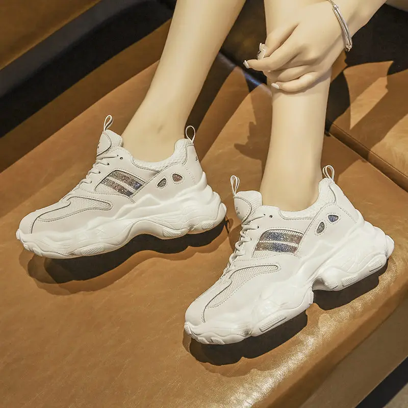 Женские кроссовки столбики Модная обувь на платформе Basket Femme Вулканизированная