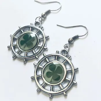 

YQTDMY Vogue Brand Four Leaf Clover Charming Rudder Style Design Earring