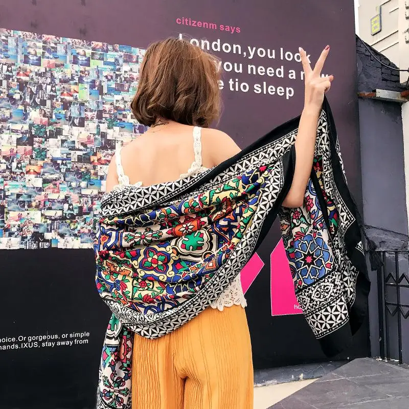 4424096488_590449100