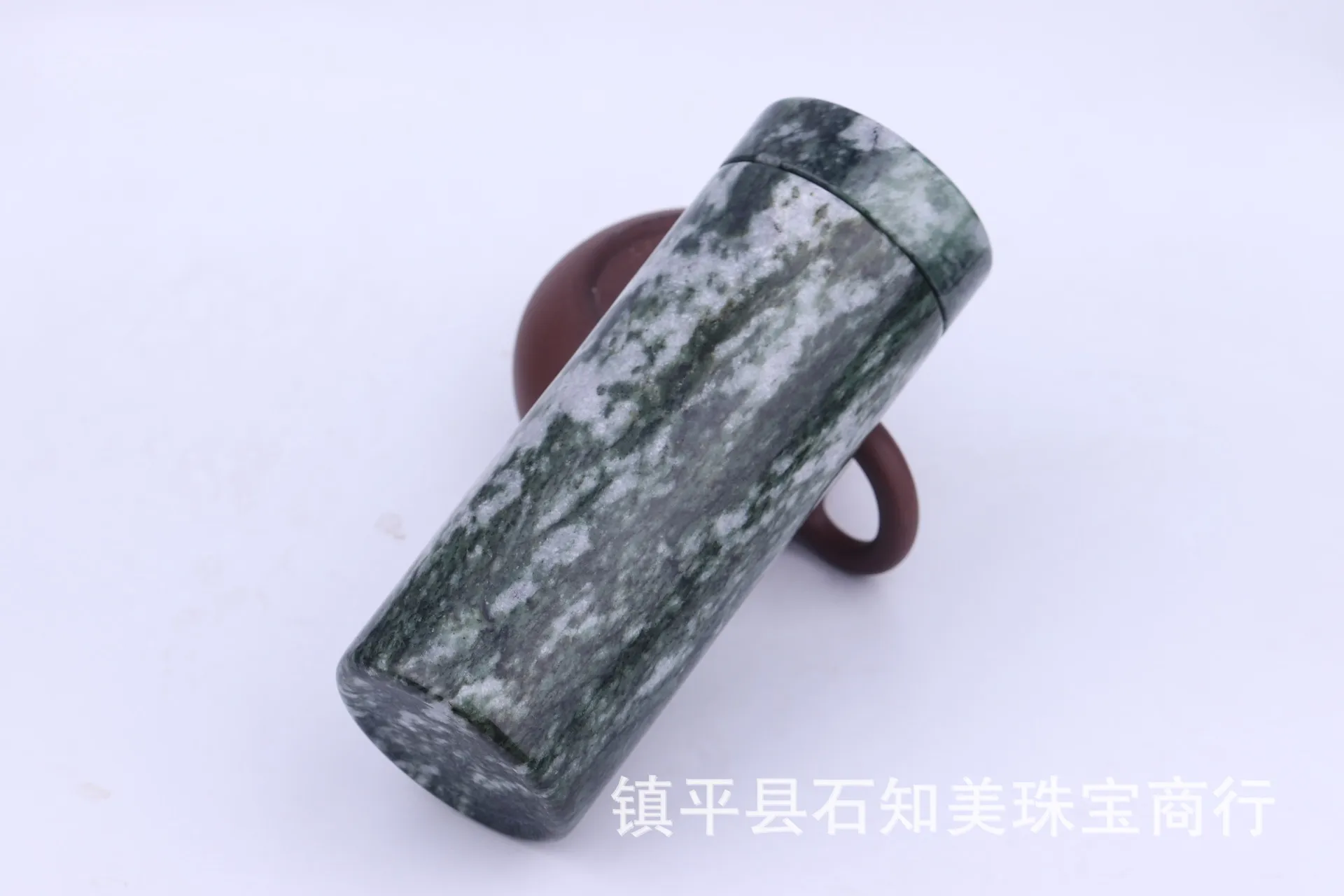 Напрямую от производителя продажи натурального Lushan зеленого стекла здоровые нефритовые lbh shan yu нефритовые чашки чая оптом