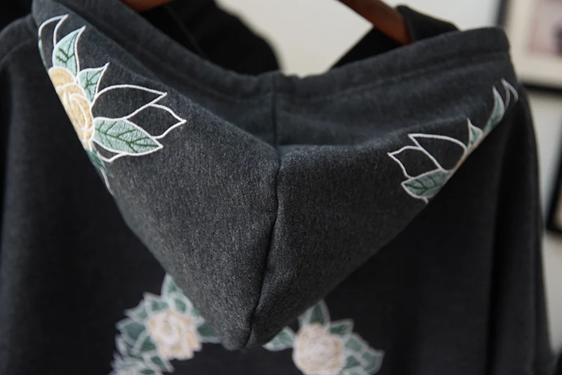 Oversize Fleece Hooded Hoodie Sweatshirt Women High Quality Heavy Warm Hoodies Floral Embroidery Pullover Coat for Autumn Winter