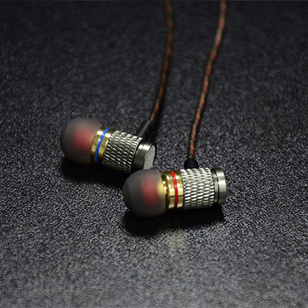 1pcs With microphone Straight inserted In ear Eardphone 1 Auricular Good Bass Headset Metal In Ear Earphone Earbud