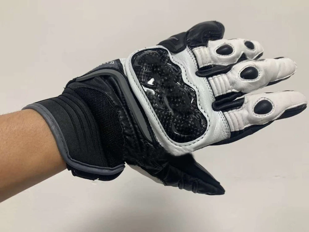 Hb2b3c7e550d34c44ae5bce671d128345T