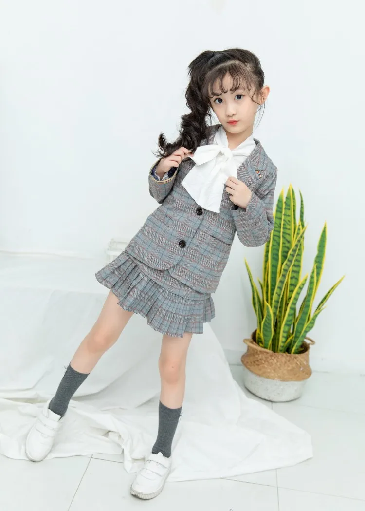 Fashionable and fashionable New children's clothing new girls spring and autumn plaid suit suit jacket+ skirt two-piece