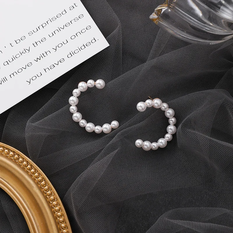 

Korea Style Girl Earrings Silver Pin Simple C Shape Imitation Pearl Cute Drop Earrings for Women Fashion Jewlry Accessories