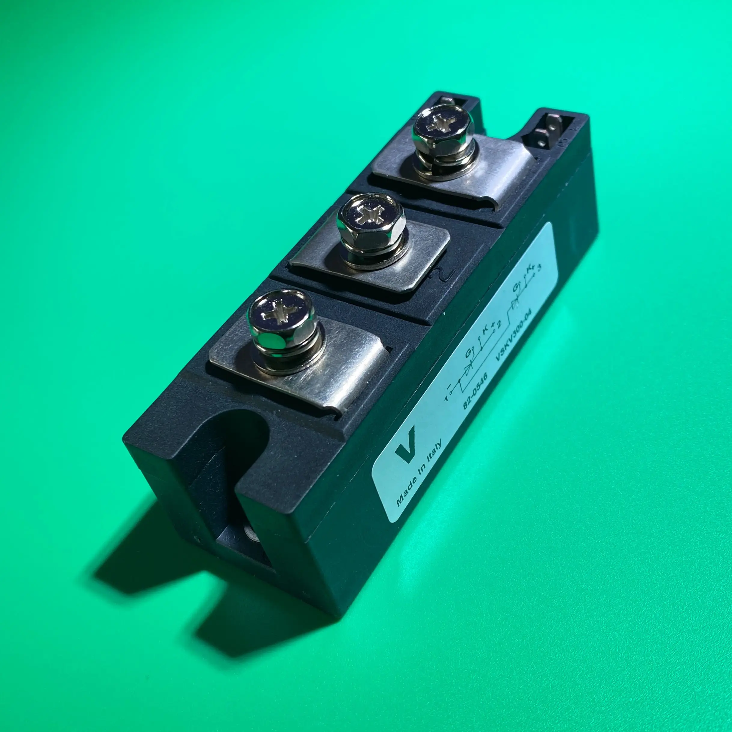82-0546/VSKV300-04 модуль 82-0546 VSKV300-04 с изолированным затвором (IGBT) 82-0546VSKV30004 820546/VSKV30004