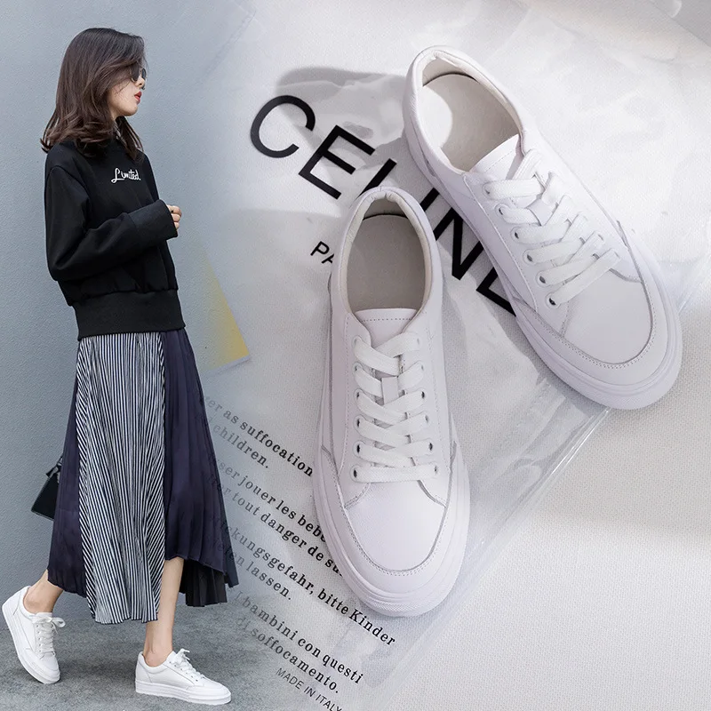 

2018 Autumn And Winter New Style Reba Celebrity Style Genuine Leather Casual round Flat Versatile Lace-up Korean-style Online Ce