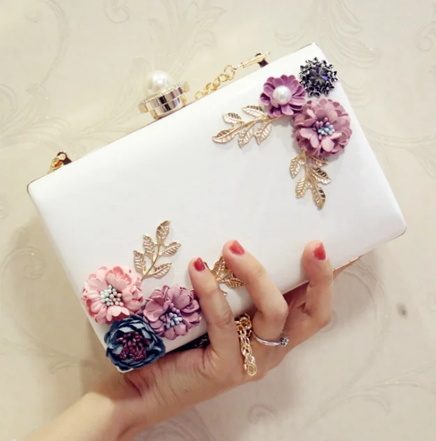 

2019 High Quality Women Flowers Evening Bags Lady Fashion Mini Wedding Dinner Bags Luxury Clutch Purse with Chains