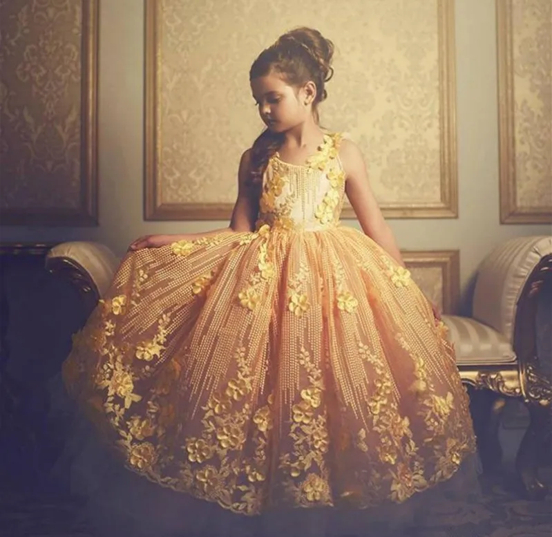 

Custom Made Adorable Flower Girls Dresses 3D Floral Appliques Girls Communion Dress Kids Birthday Party Gown
