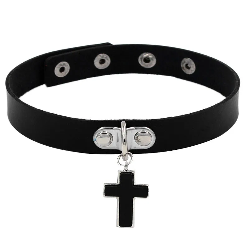 Gothic Punk Leather Choker Necklaces For Women Teens Girls Classic Rivet Heart Cross Collar Necklace Rock Fashion Jewelry Gifts