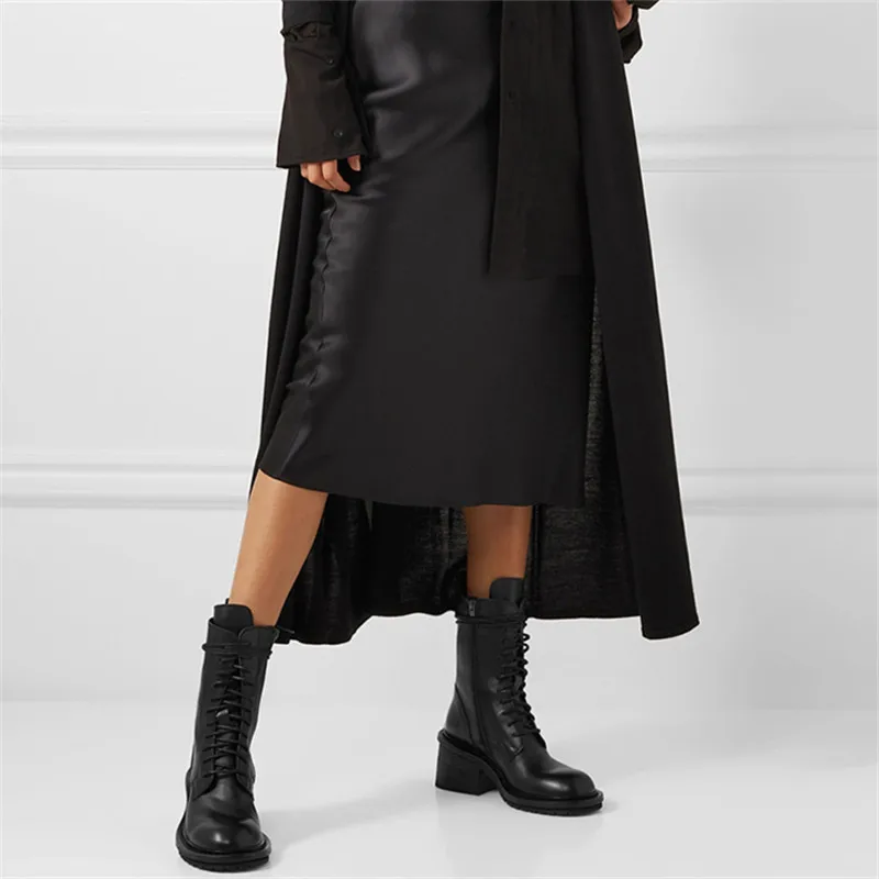 Royal Belle/черные ботильоны из натуральной кожи; Botas Mujer; женские ботильоны на платформе; женские короткие ботиночки на не сужающемся книзу массивном каблуке со шнуровкой; ковбойские ботинки