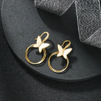 

2020 Korean New Exquisite Butterfly Earrings Fashion Temperament Simple Versatile Earrings Female Jewelry