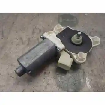 

WINDOW MOTOR FRONT LEFT MERCEDES E CLASS (W211) SALOON [BM606] A2118202942 6 PINS