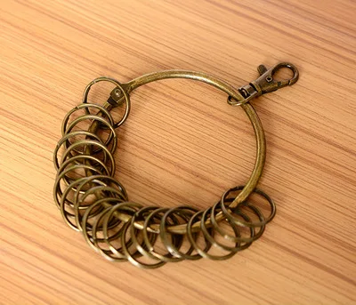 Metallo Bianco Portachiavi Split Ring Portachiavi Telecomando Portachiavi Anelli Donne Uomini Fai Da Te Portachiavi Accessori Figura Bambola Giocattol