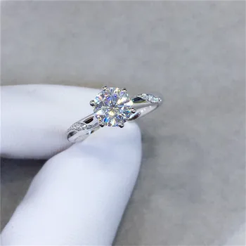 

Sparkling Moissanite Ring Diamond Test Past 925 Sterling Silver Excellent Cut 1 Carat D Color Moissanite Rings Wedding Jewelry