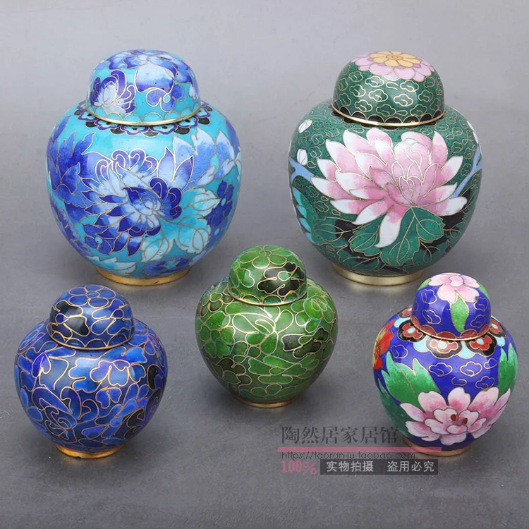 

3 INCH characteristics Beijing Cloisonne polished small watermelon can pure manual on-the-spot wire pinching enamel veteran