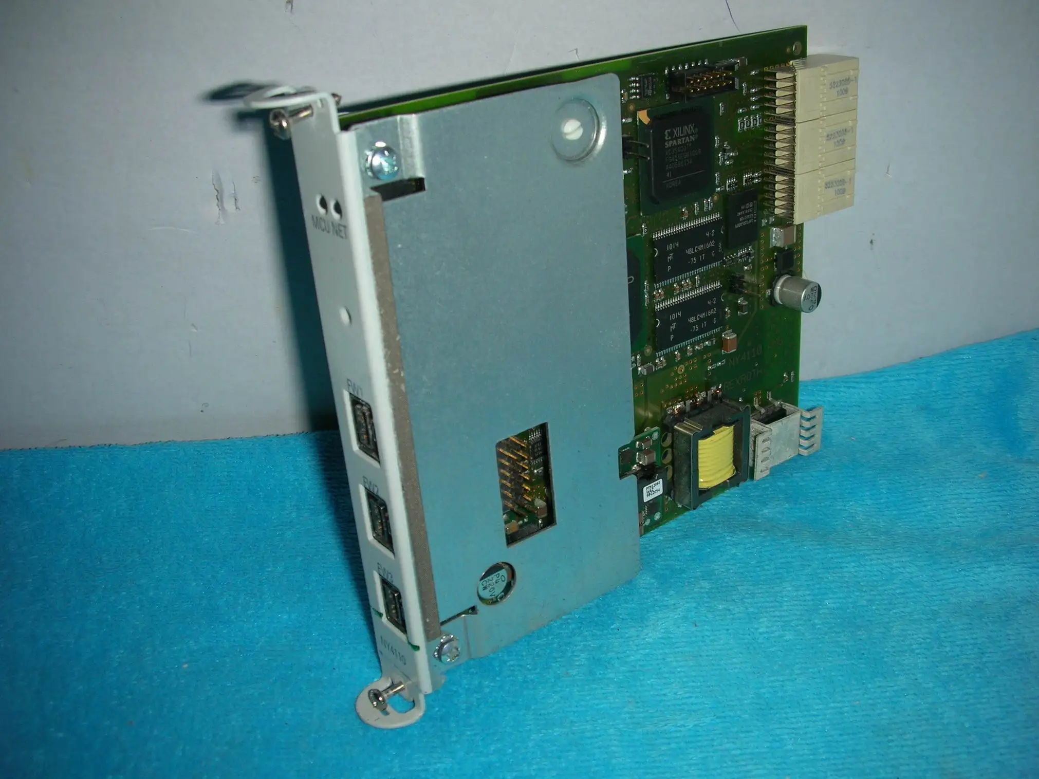 

1PC ★ REXROTH NY4110 /NYM04.1-MCU-NNNN