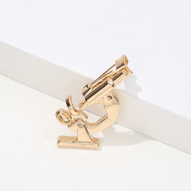 Sale Medical Medicine Brooch Pin Stethoscope Electrocardiogram Heart Shaped Pin Nurse Doctor Backpack Lapel Enamel Jewelry