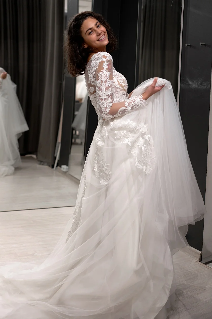 Белое/цвета слоновой кости свадебное платье vestido de noiva с длинными рукавами глубокой круглой декольте апплике Тюль А-силуэта Свадебные платья robe de mariee