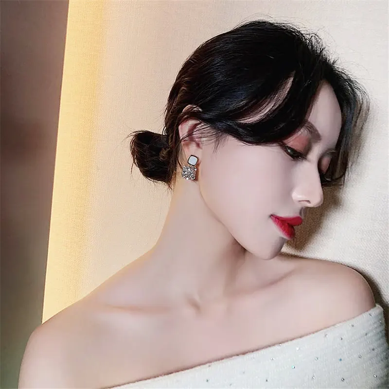 14574272005_1460866540