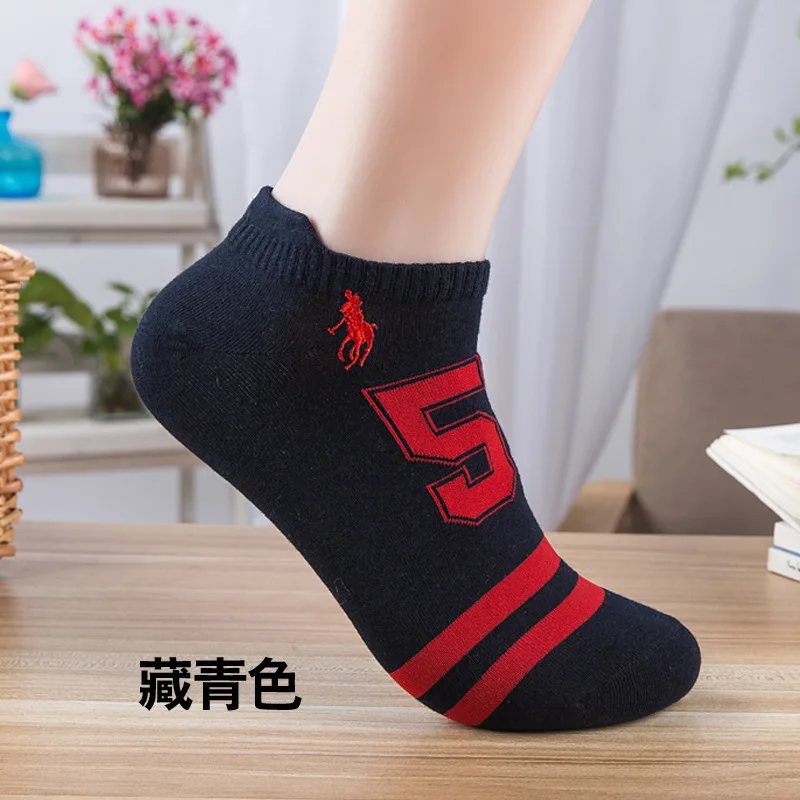 2853440225_108576349