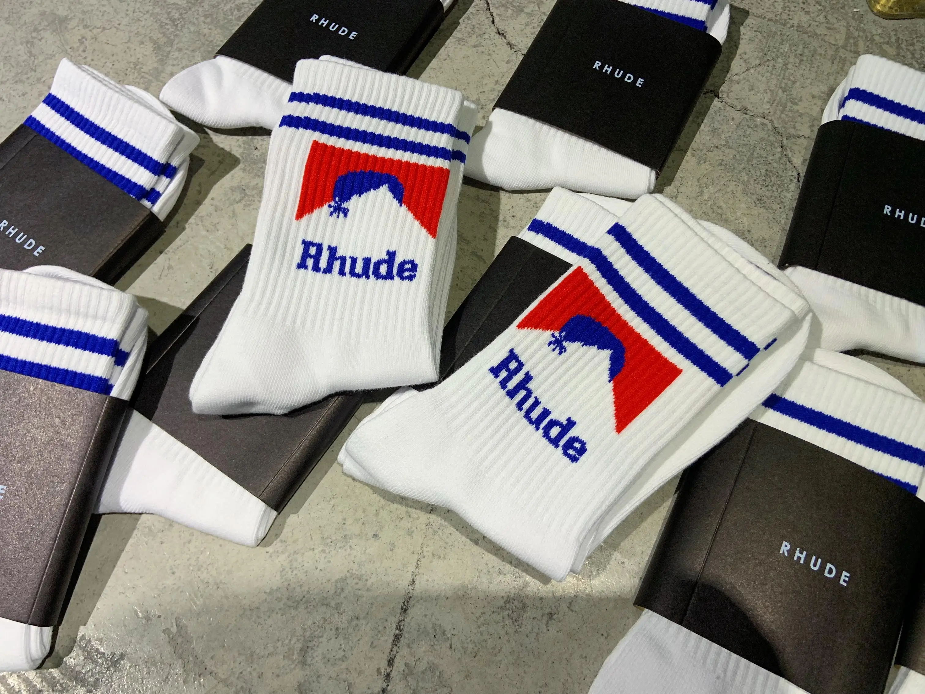 19ss rhude носки хлопчатобумажные баскетбольные Носки Женщины Мужчины подарок Kanye West rhude носки