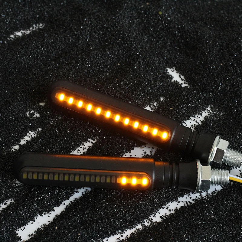 24LED摩托车双色流水转向灯亮灯效果1.jpg
