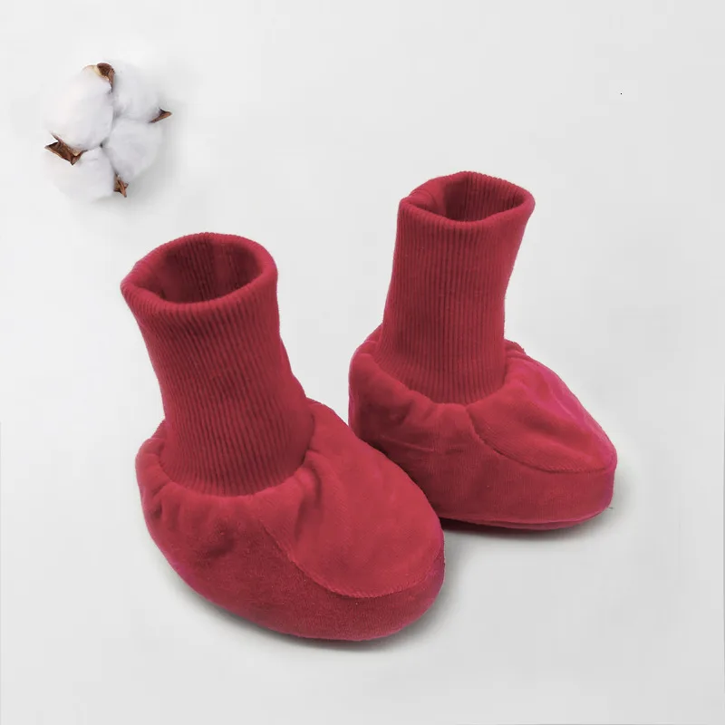 Thickening Socks Уплотненные теплые Нескользящие варежки для детей от 0 до 12 месяцев, теплые зимние хлопковые перчатки для малышей, удобные высококачественные варежки для новорожденных - Цвет: Thickening Socks