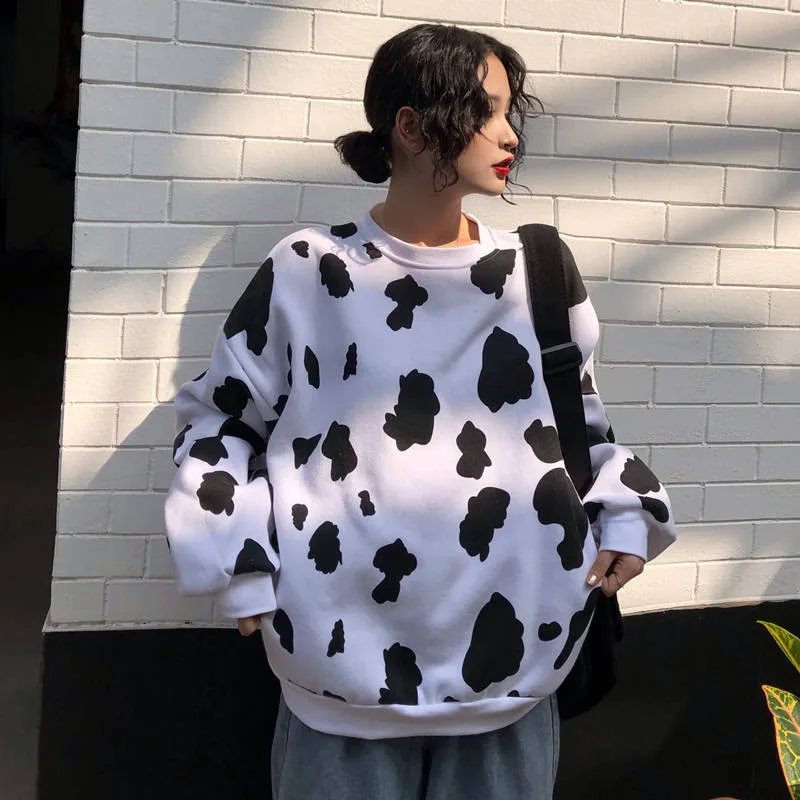 

Cute Autumn Cow Milk Hoodies Girls Women Oversized Sweatshirt Female Fashion Loose Hoodie O-neck Japan Harajuku Hoodie Females