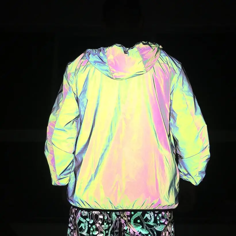 

2019 New Style Super Soft Colorful Reflective Jacket Europe And America Large Size Hooded Shining Coat Casual Fashion Windcheate