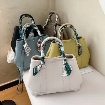 

Trendy Shoulder Bags Simple and Fashionable Silk Scarf Handbag 2020 Autumn and Winter New Korean Women's Bag Messenger Bag