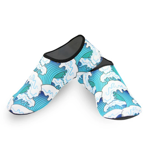 Men Women Kids Water Sport Beach Swimming Socks Thin Multi Prints Anti Slip Fitness Yoga Dance Swim Surf Diving Underwater Shoes Sky Blue Sea Waves