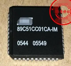 100% новый AT89C51CC01CA-IM