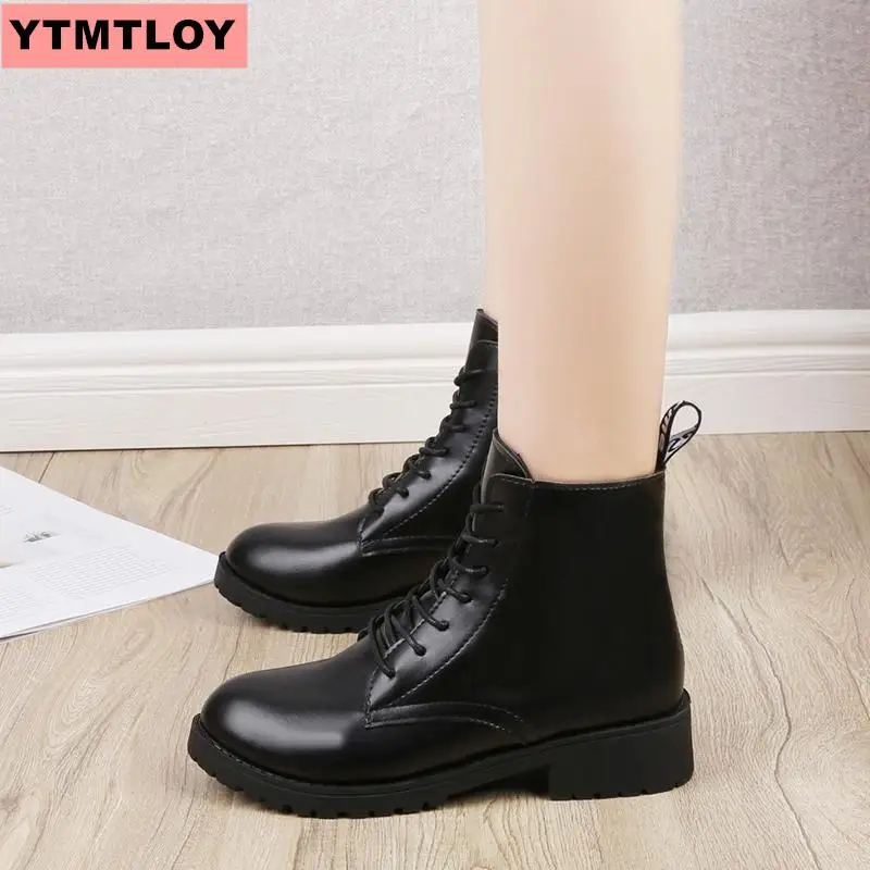 Популярные ботильоны Martin на шнуровке Прошитые Твердые плоские туфли