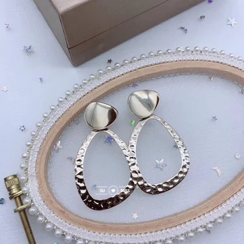 

Free Shipping Simple Fashion Gold Color Plated Geometric Big Round Earrings for Women Fashion Big Hollow Drop Earrings Jewelry