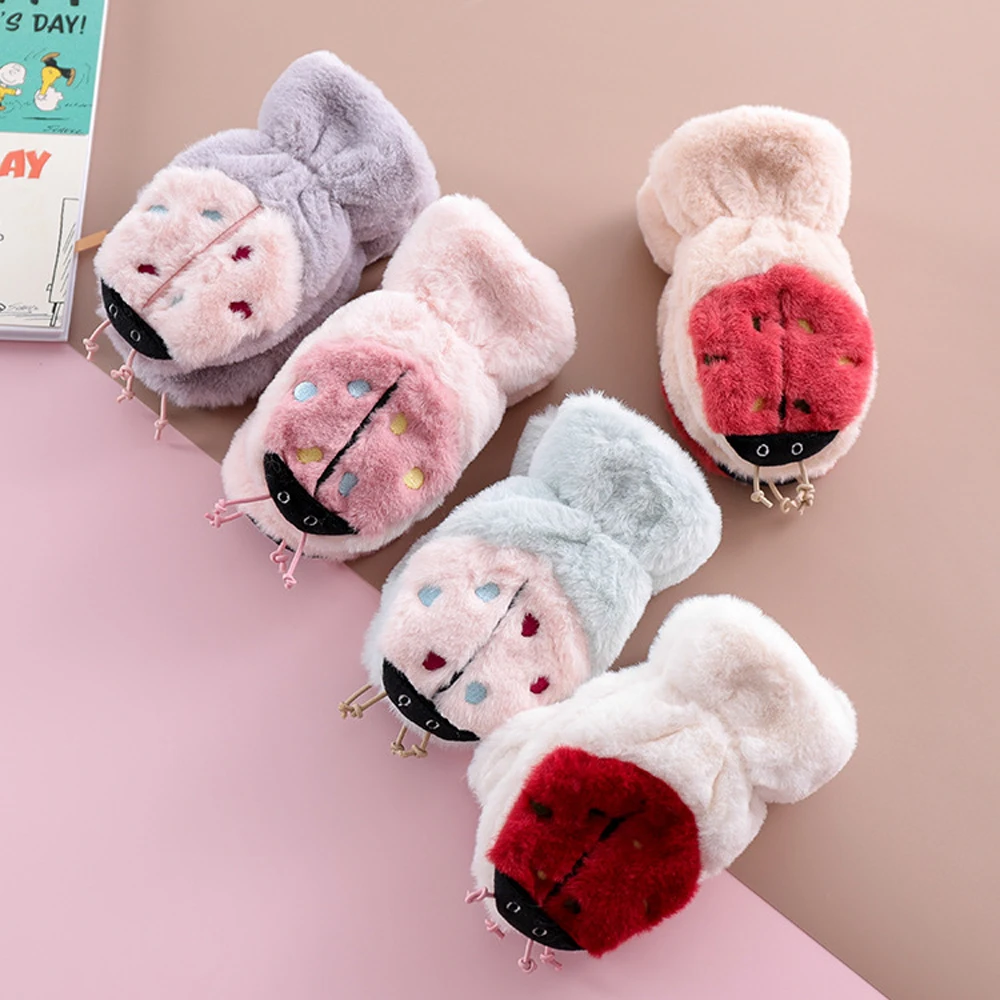 

New Cute 3D Ladybug Gloves Kids Winter Warm Knit Chafer Mittens With String Plush Fleece Lined Cartoon Gloves For Girls Boys