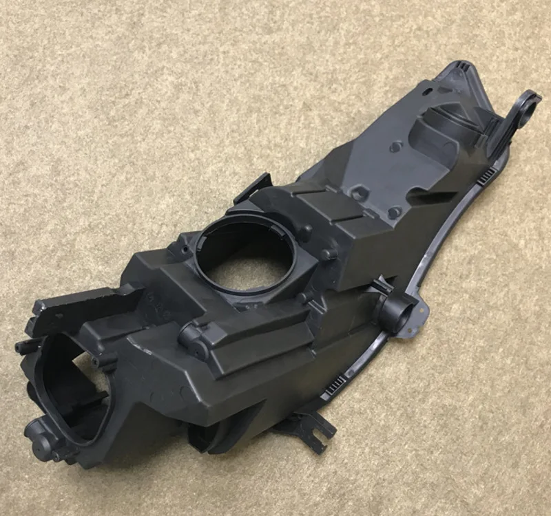 

Made for 17 Audi A4 headlights housing ,new low with A4 rear case thickened and durable