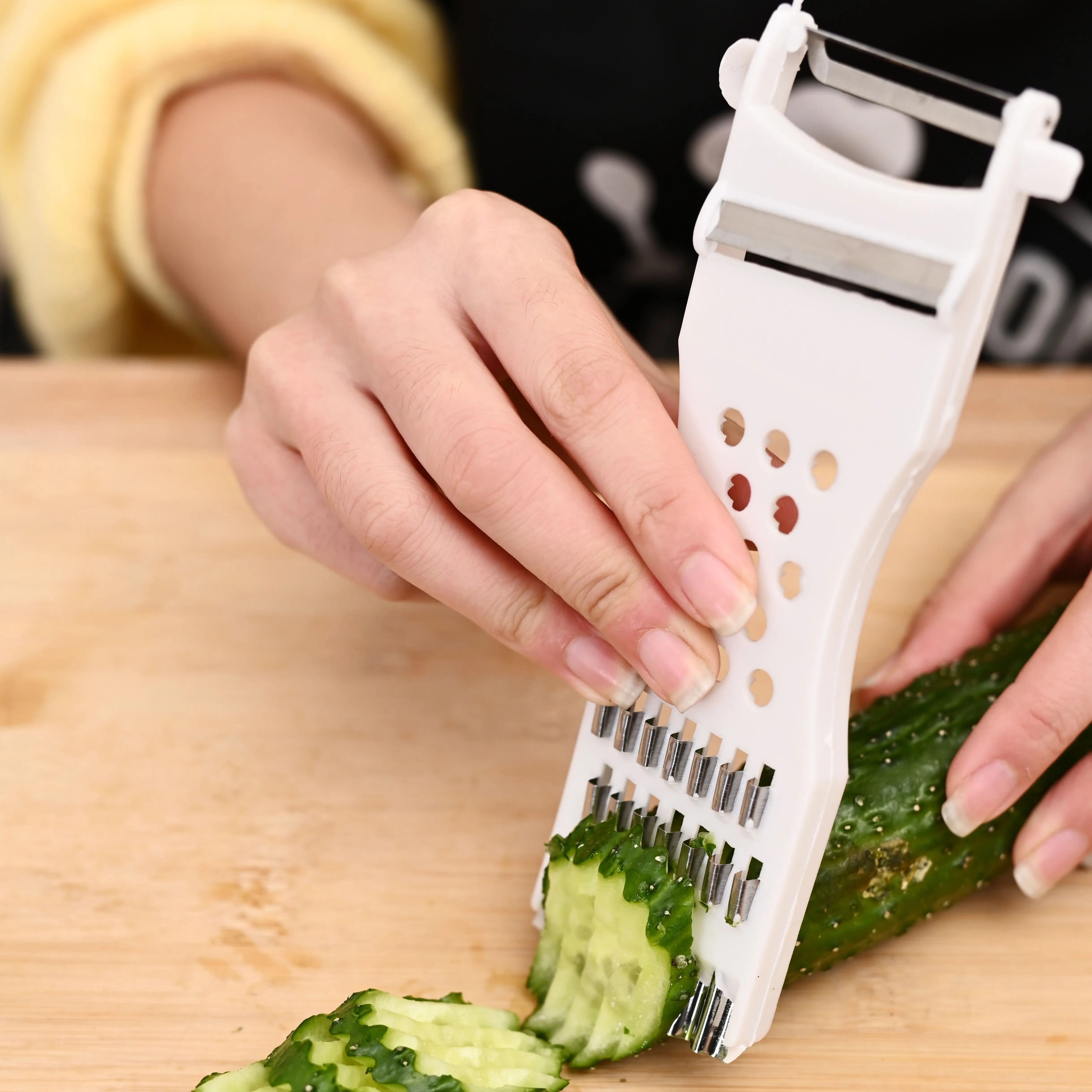 1PCS Multifunctional Kitchen Chopping Loofah Cutting And Shredding Cucumber Slicer Garlic Froth Household Carrot Chopper Tools | Дом и сад