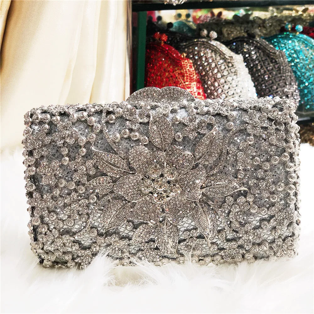 Серебристый newest ladies with diamond flower clutch hand bag luxury crystal wedding party evening bag ladyise purse stone bag - Цвет: Серебристый