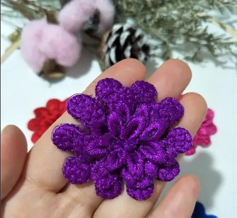 

1pcs / 5cm Flower Embroidery Patch Applique Clothes Stickers Purple White Red Blue Patches For Clothing Sewing Accessories QY17