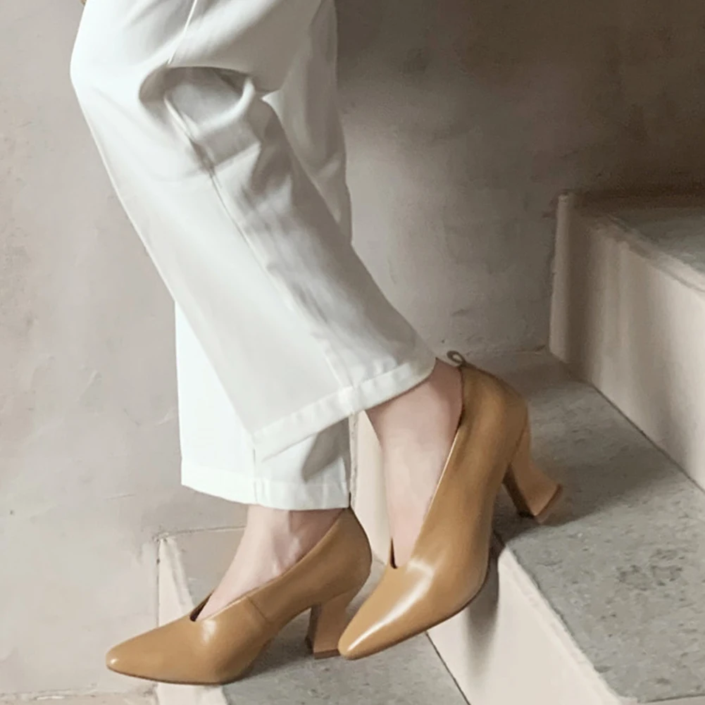 

Doratasia 2020 Wholesale Big Size 43 Genuine Leather High Heels Women Shoes Brand Design Skin Pumps Woman