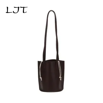 

Simple Casual Cute Solid Color Drawstring Bucket Cag Female 2019 Fashion Plush Shoulder Messenger Bag bolso de mano vintage