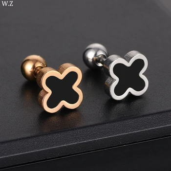 

Good quality titanium steel Clover grass Earrings women's exquisite titanium steel Charm Earrings simple female jewelry stud